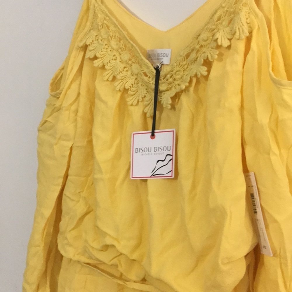 Bisou Bisou NWT Yellow Cold shoulder dress - Picture 7 of 8